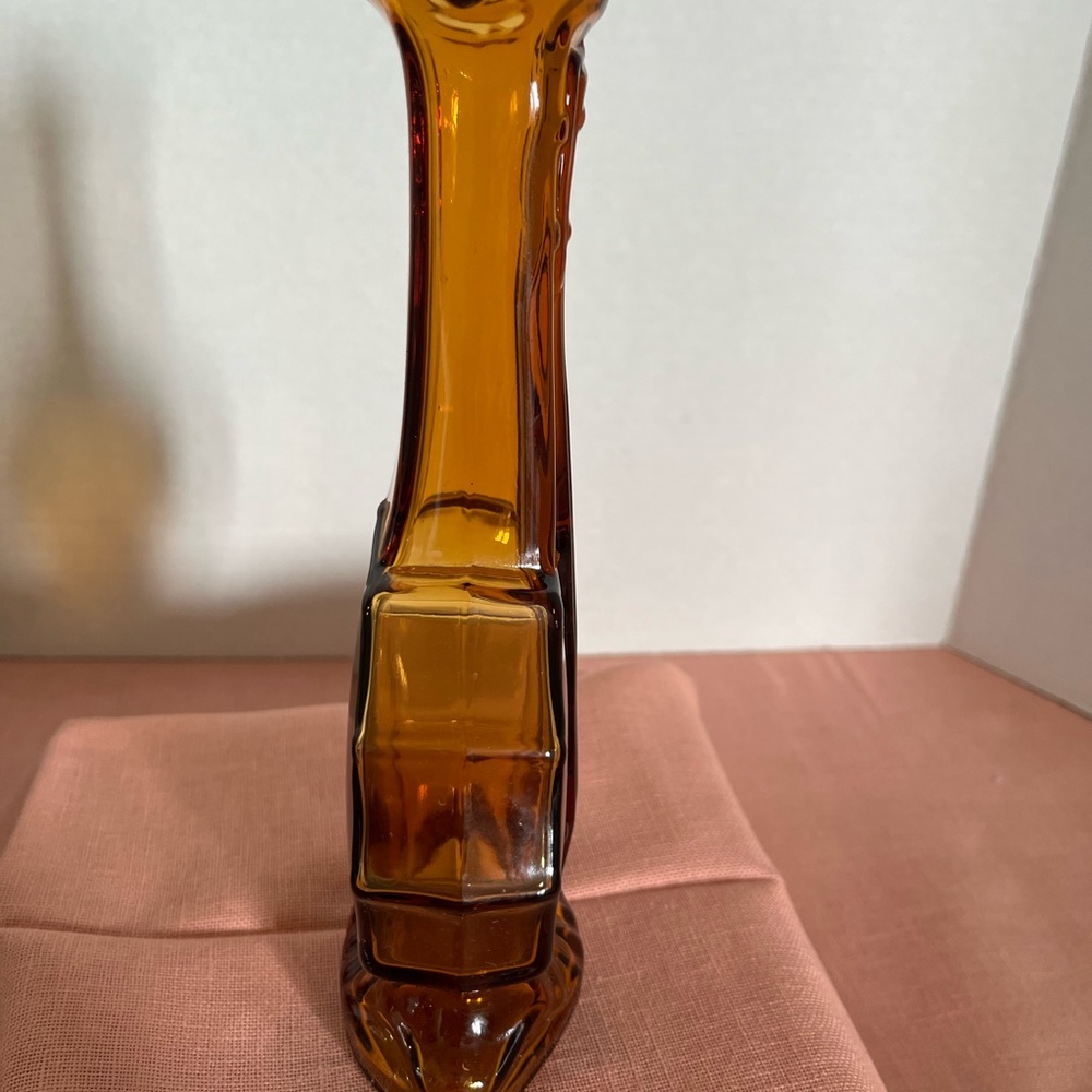 Imperial Banjo Amber Glass Vase - Picture 9 of 10